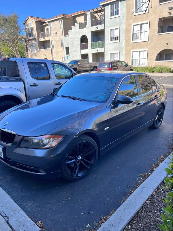2006 BMW 3 Series - 330i Sedan 4D