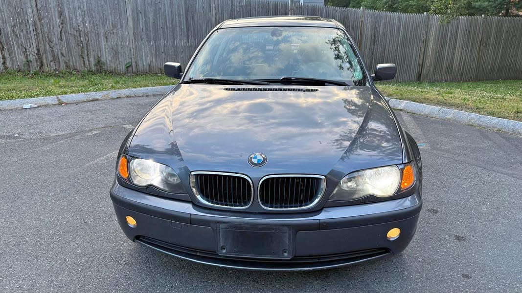 2003 BMW 3 Series - 325xi Sedan 4D