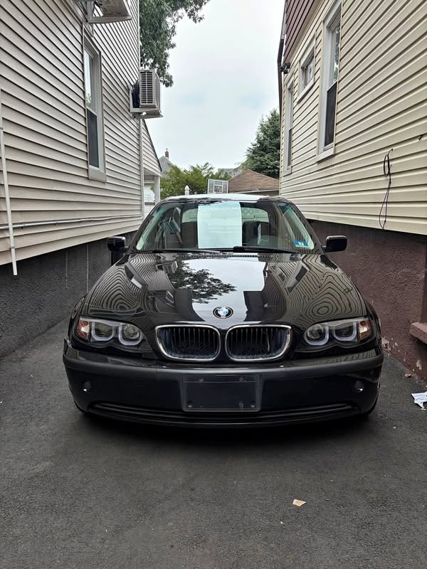 2002 BMW 3 Series - 325xi Sedan 4D