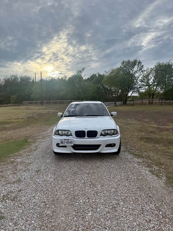 2000 BMW 3 Series - 323i Sedan 4D