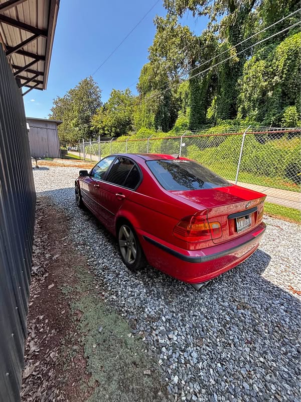 2005 BMW 3 Series - 325i Sedan 4D