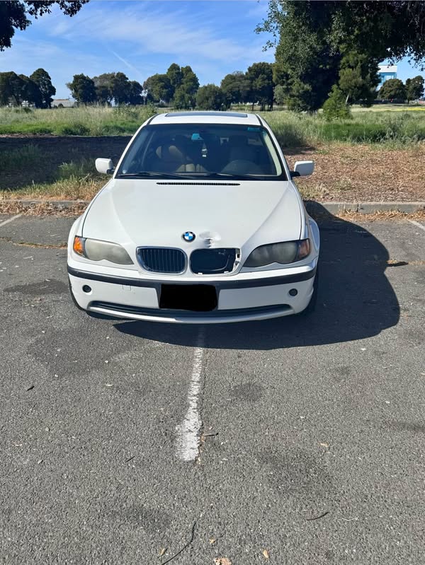 2005 BMW 3 Series - 325i Sedan 4D