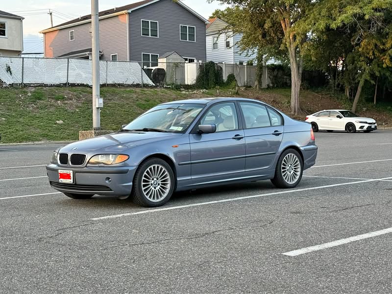 2005 BMW 3 Series - 325i Sedan 4D