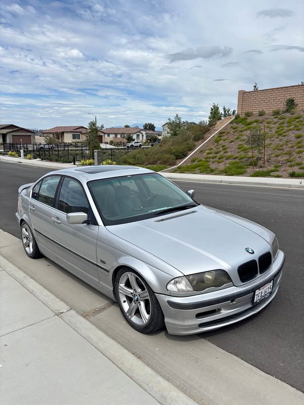 1999 BMW 3 Series - 328i Sedan 4D