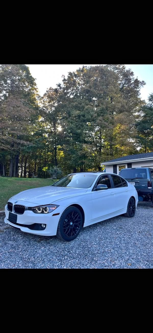 1999 BMW 3 Series - 328i xDrive Sedan 4D