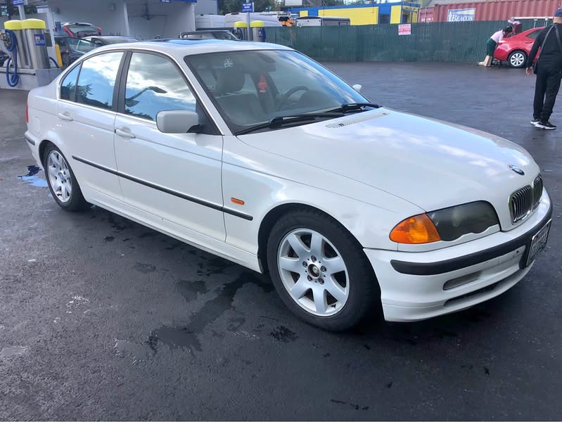 2000 BMW 3 Series - 328i Sedan 4D