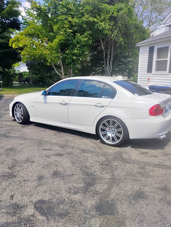 2006 BMW 3 Series - 330i Sedan 4D