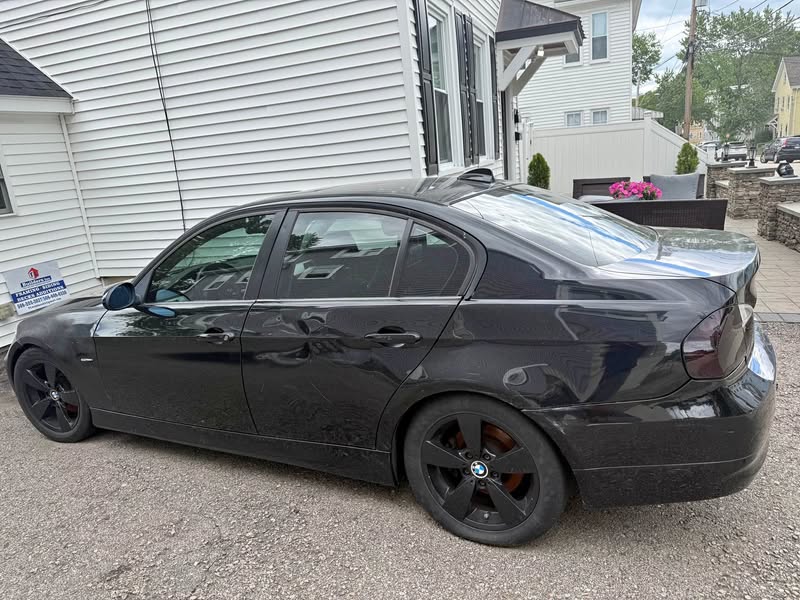 2005 BMW 3 Series - 325i Sedan 4D