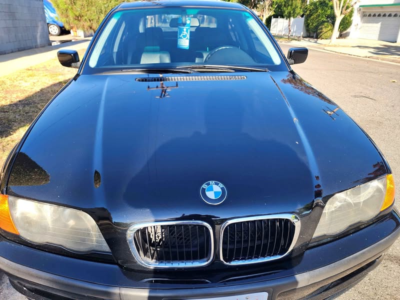 1999 BMW 3 Series - 323i Sedan 4D