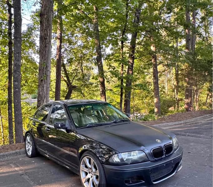 2001 BMW 3 Series - 325i Sedan 4D