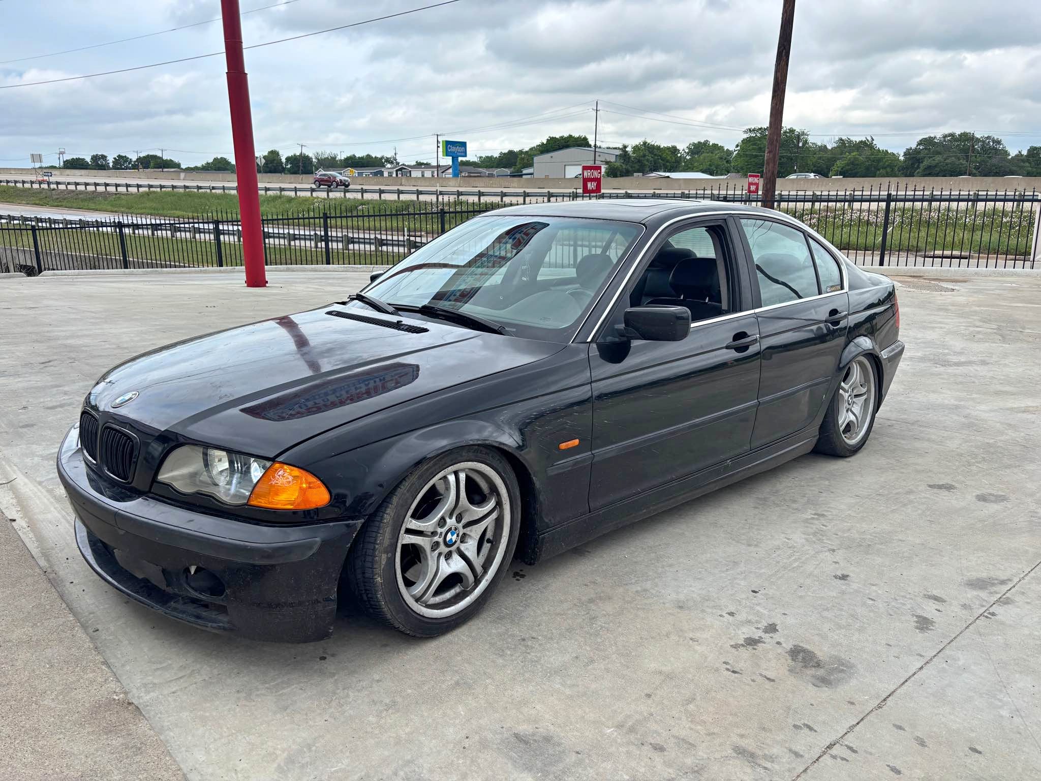 2001 BMW 3 Series - 330i Sedan 4D