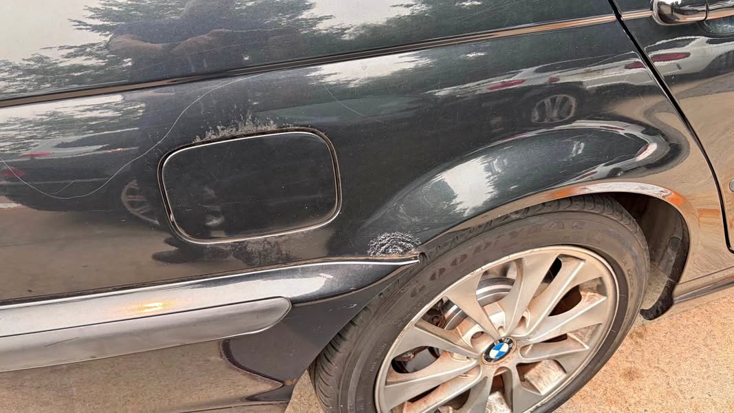 2003 BMW 3 Series - 330xi Sedan 4D