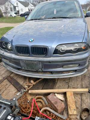 1999 BMW 3 Series - 318i Sedan 4D