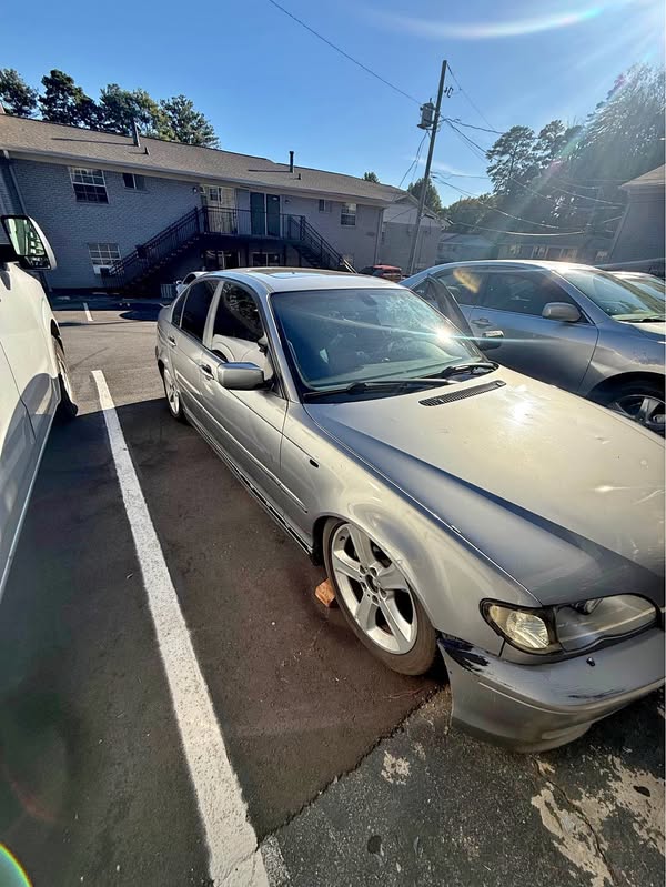 2005 BMW 3 Series - 325i Sedan 4D
