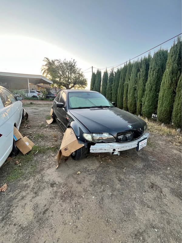 2005 BMW 3 Series - 325i Sedan 4D