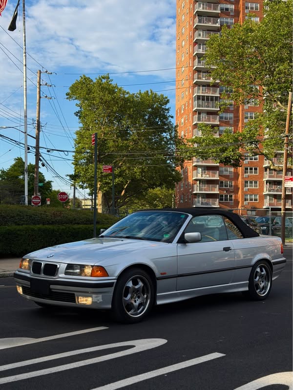 1999 BMW 3 Series - 328i Convertible 2D