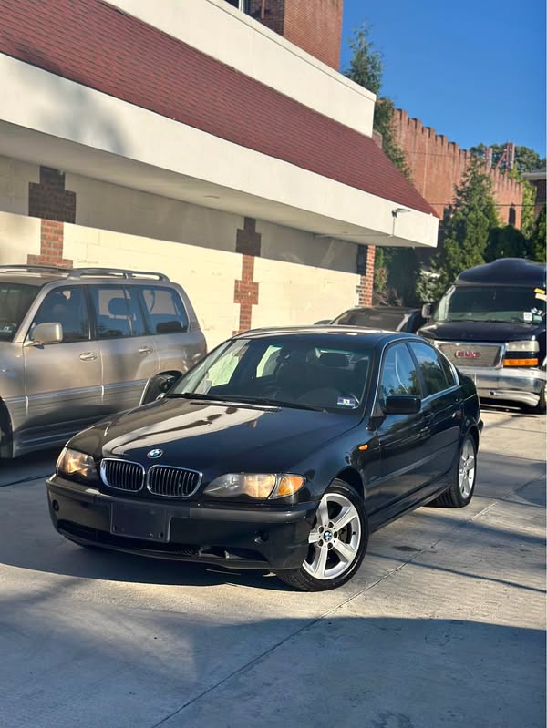 2005 BMW 3 Series - 330i xDrive Sedan 4D