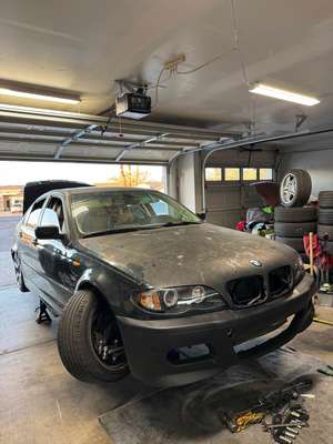 2005 BMW 3 Series - 325i Sedan 4D