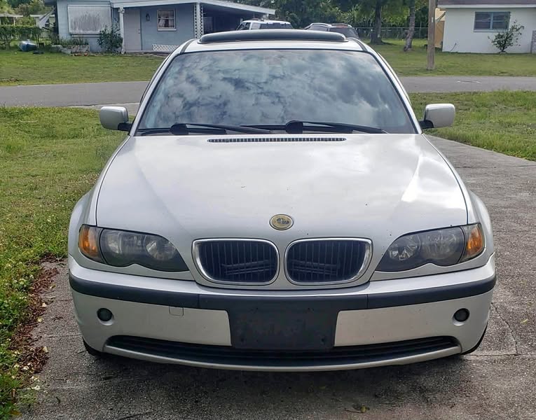 2005 BMW 3 Series - 325i Sedan 4D