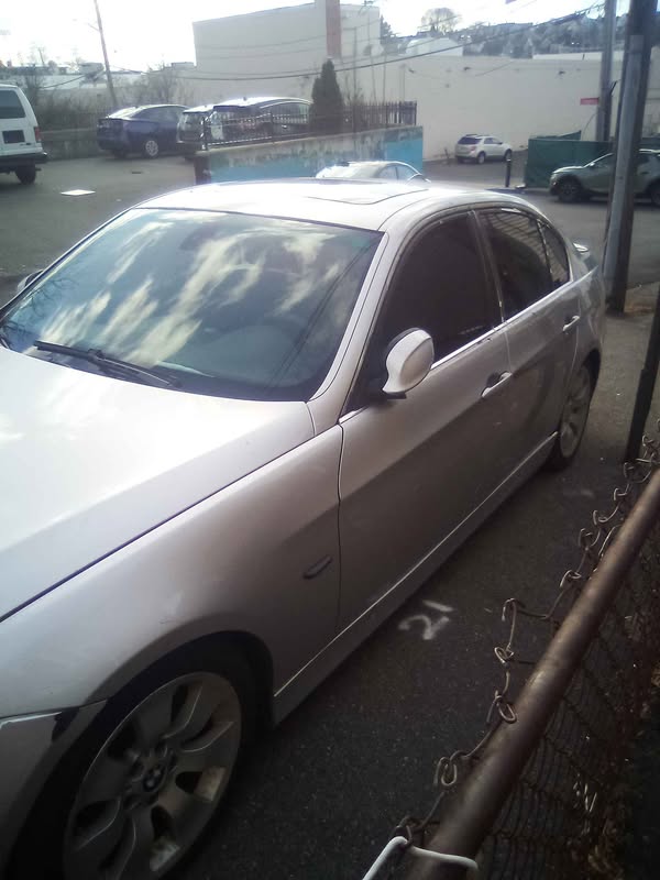 2006 BMW 3 Series - 330xi Sedan 4D