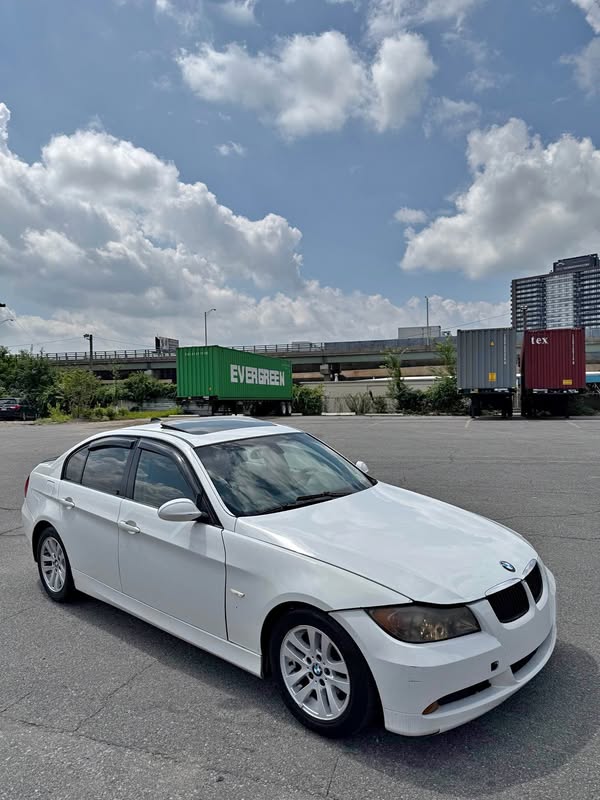 2006 BMW 3 Series - 325i Sedan 4D