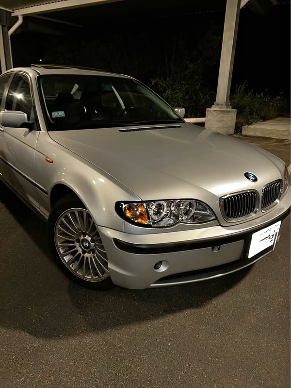 2002 BMW 3 Series - 325i Sedan 4D
