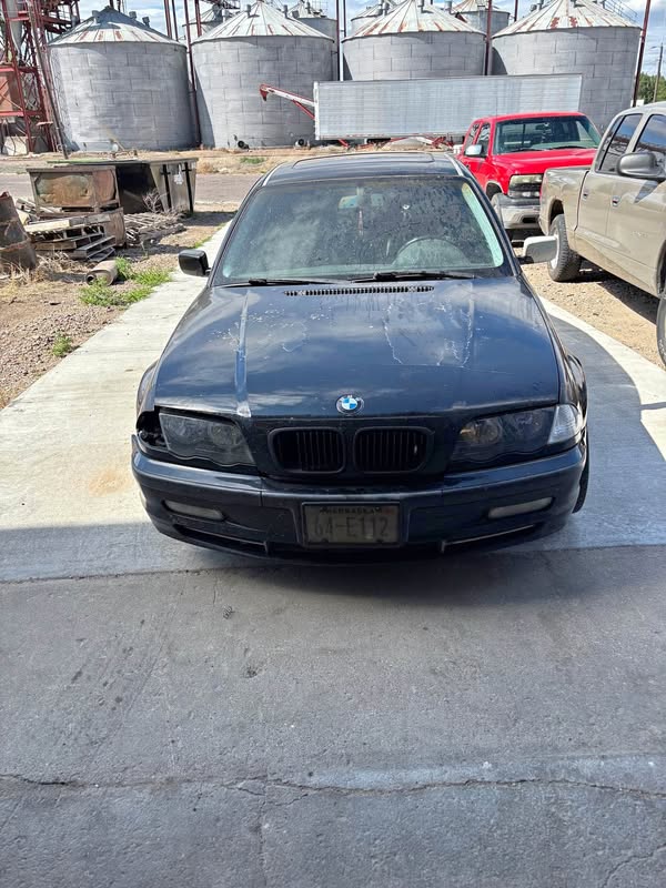 1999 BMW 3 Series - 323i Sedan 4D