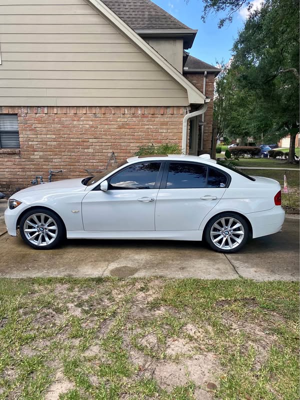 2006 BMW 3 Series - 325i Sedan 4D