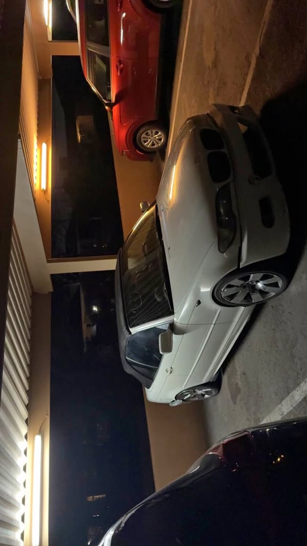 2006 BMW 3 Series - 325i Convertible 2D