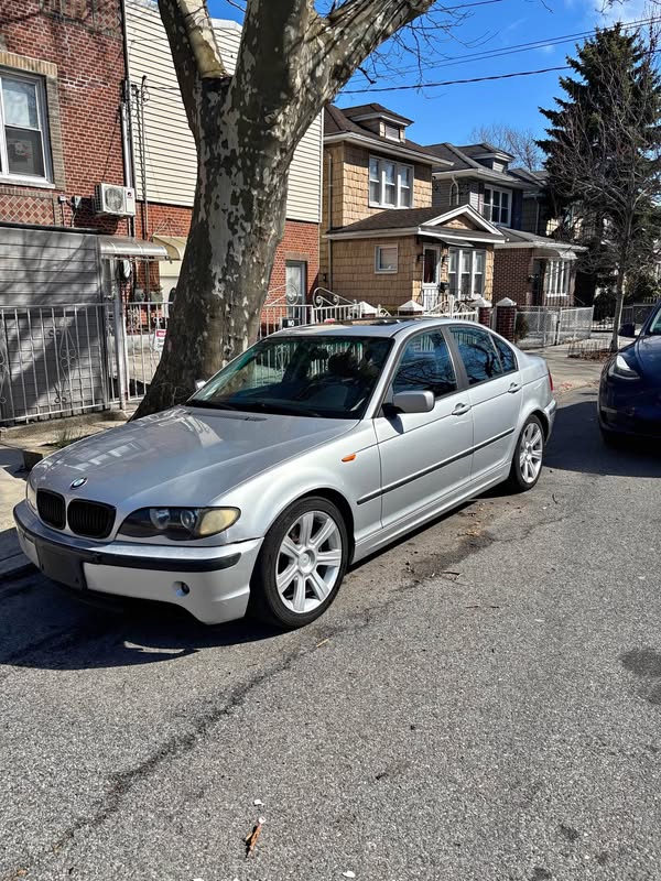2002 BMW 3 Series - 325i Sedan 4D