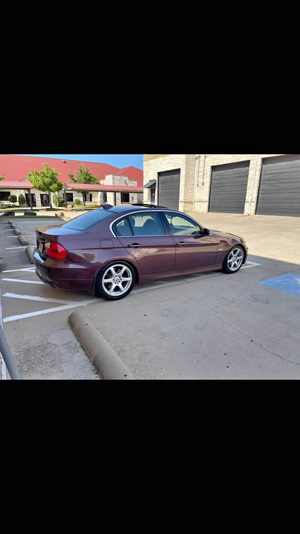 2006 BMW 3 Series - 330i Sedan 4D