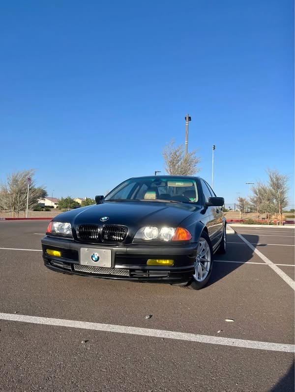 2000 BMW 3 Series - 328i Sedan 4D