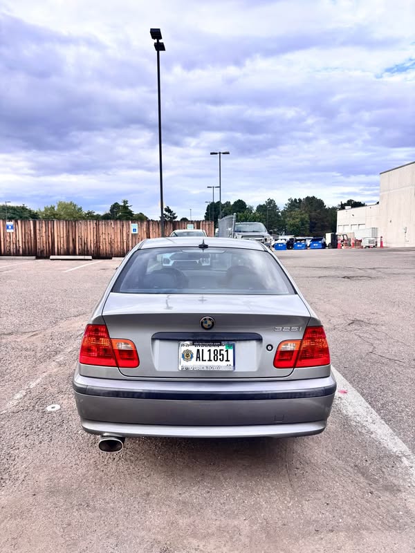 2004 BMW 3 Series - 325i Sedan 4D