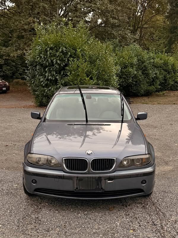 2004 BMW 3 Series - 325i Sedan 4D