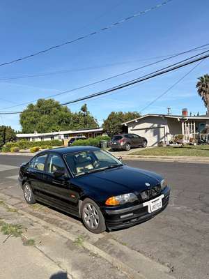 2001 BMW 3 Series - 325i Sedan 4D