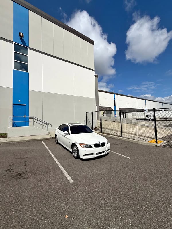 2006 BMW 3 Series - 325i Sedan 4D