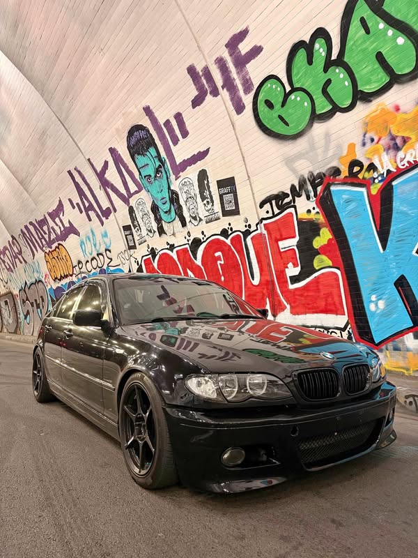 2005 BMW 3 Series - 325i Sedan 4D