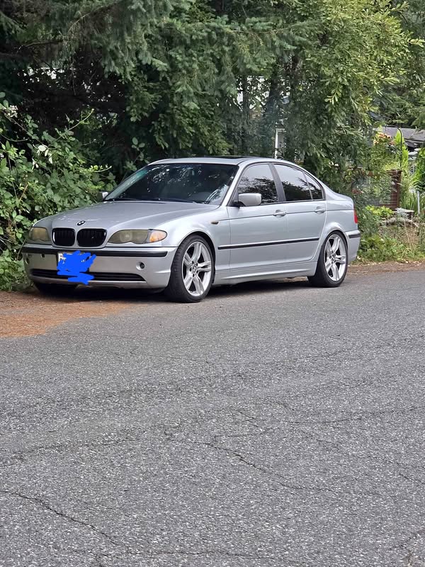 2002 BMW 3 Series - 320i Sedan 4D