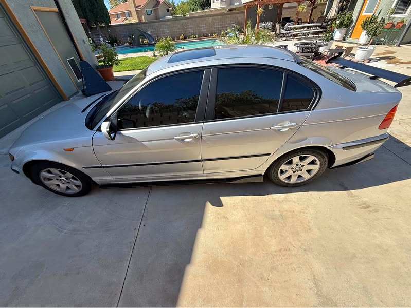 2003 BMW 3 Series - 325i Sedan 4D
