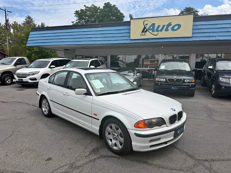 2001 BMW 3 Series - 328i Sedan 4D