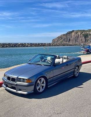 1999 BMW 3 Series - 323i Convertible 2D