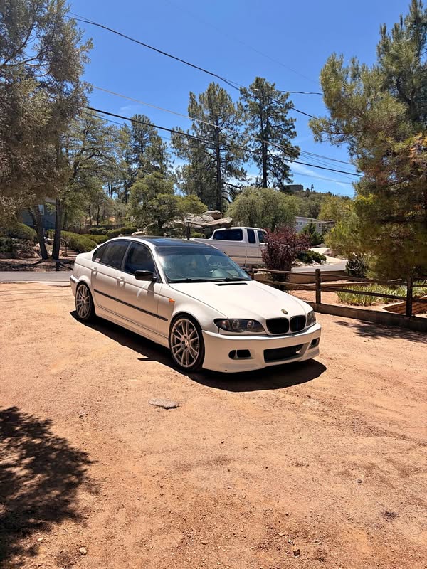 2003 BMW 3 Series - 325i Sedan 4D
