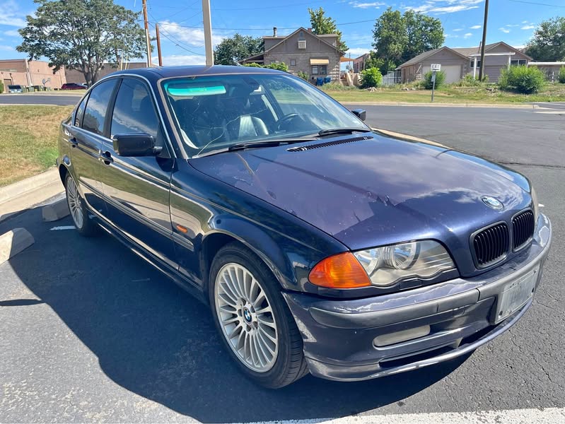 2001 BMW 3 Series - 330i xDrive Sedan 4D