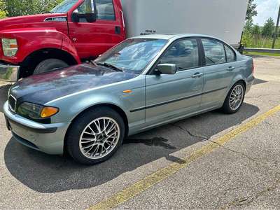 2002 BMW 3 Series - 325i Sedan 4D