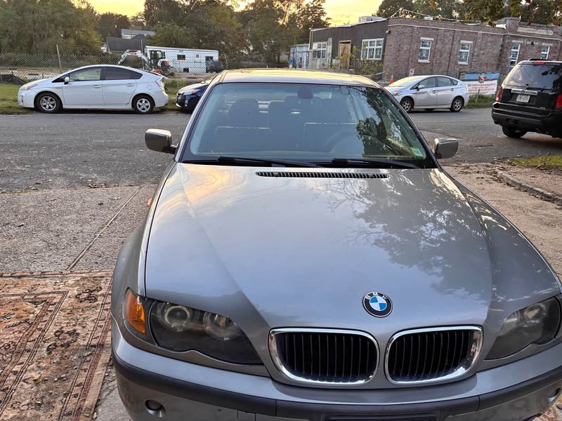 2004 BMW 3 Series - 325xi Sedan 4D