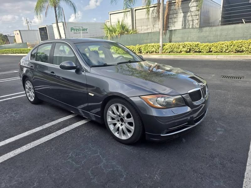2006 BMW 3 Series - 330xi Sedan 4D