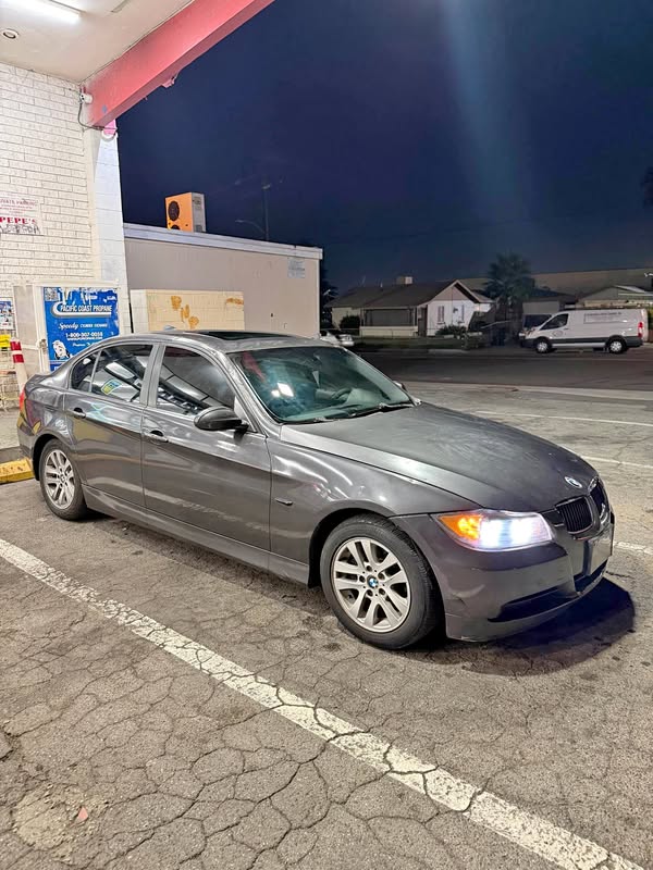 2006 BMW 3 Series - 325i Sedan 4D