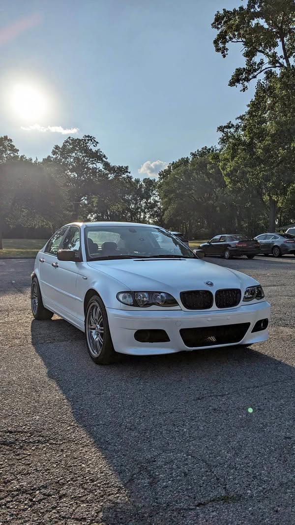 2004 BMW 3 Series - 325xi Sedan 4D