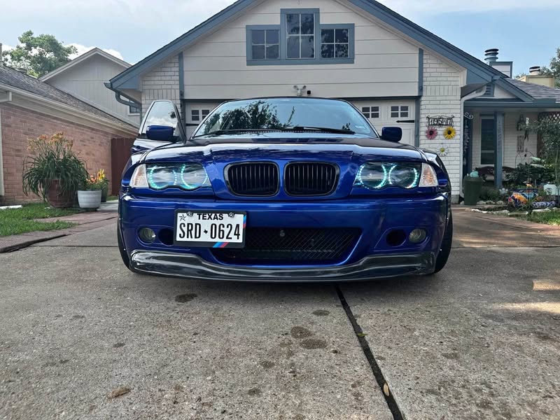 2001 BMW 3 Series - 323i Sedan 4D