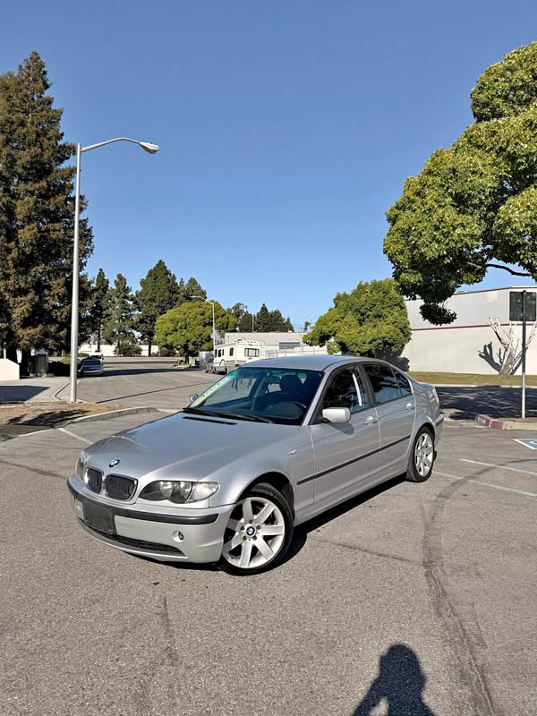 2002 BMW 3 Series - 325i Sedan 4D